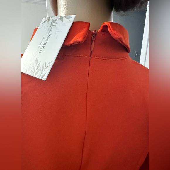 Cropped Flared Sleeved Blouse - Picture 9 of 10